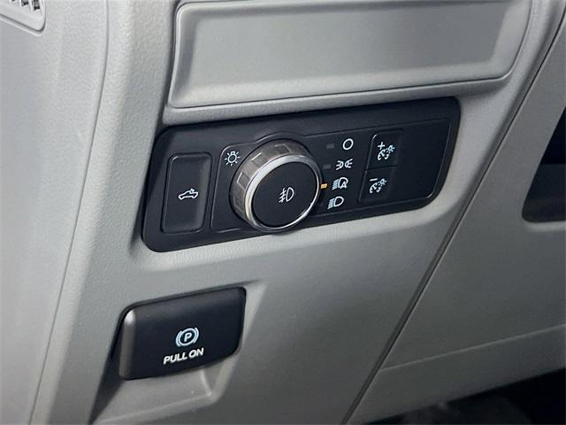 used 2021 Ford F-150 car, priced at $33,250