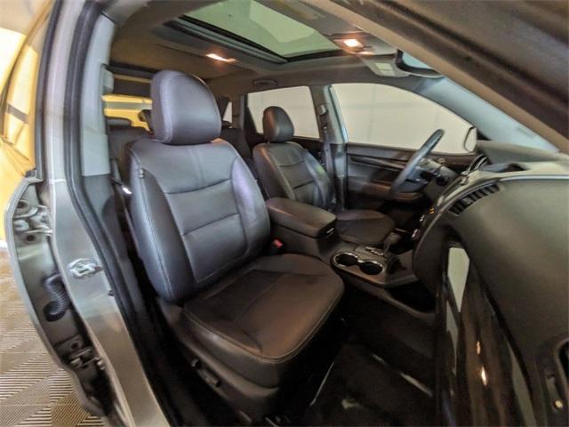 used 2013 Kia Sorento car, priced at $9,250