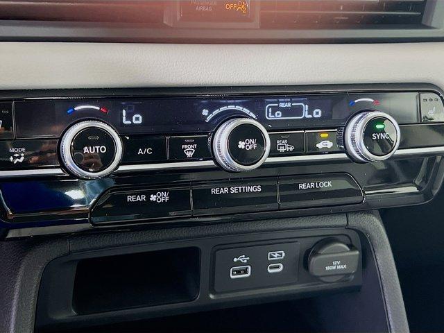 new 2025 Honda Pilot car, priced at $42,945