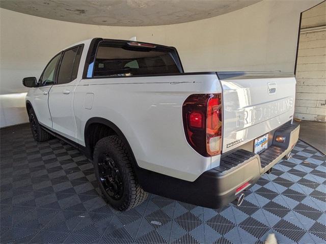 new 2025 Honda Ridgeline car, priced at $42,256