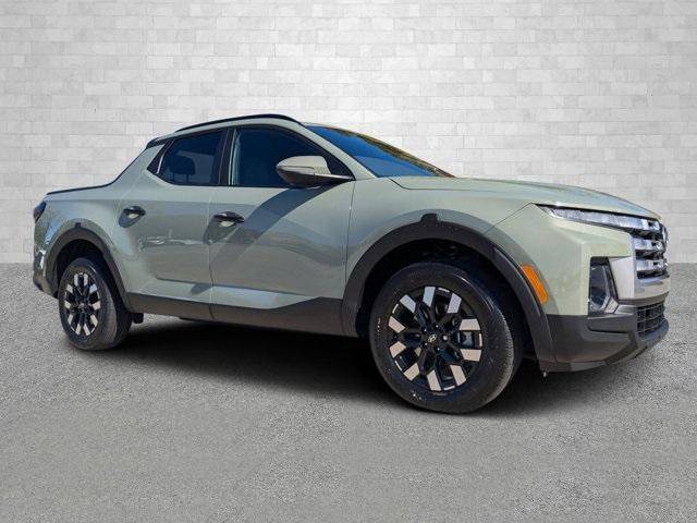 new 2025 Hyundai Santa Cruz car, priced at $34,075