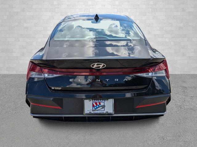 new 2024 Hyundai Elantra car, priced at $27,614