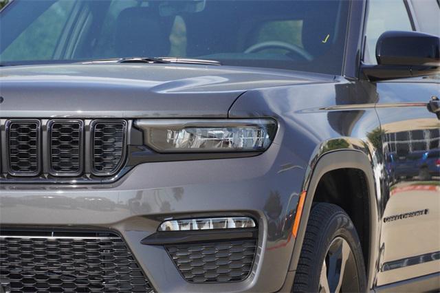 new 2025 Jeep Grand Cherokee car, priced at $43,438