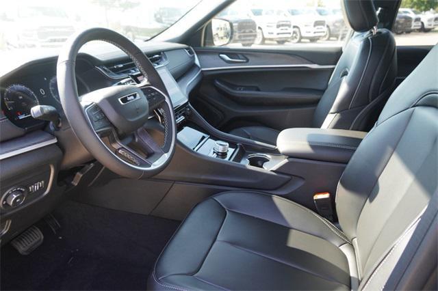 new 2025 Jeep Grand Cherokee car, priced at $43,438