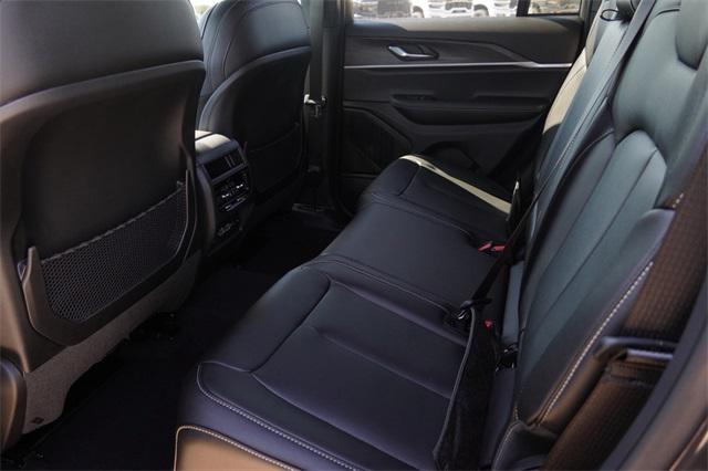 new 2025 Jeep Grand Cherokee car, priced at $43,438