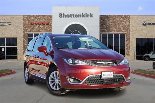 used 2019 Chrysler Pacifica car, priced at $17,988