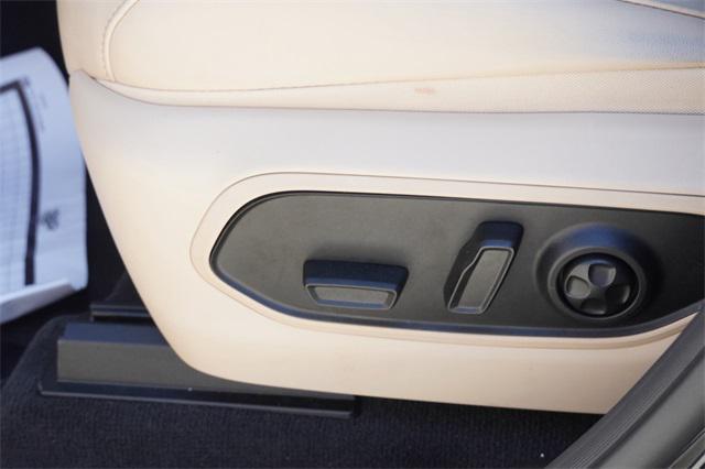 used 2022 Jeep Grand Cherokee car, priced at $29,376