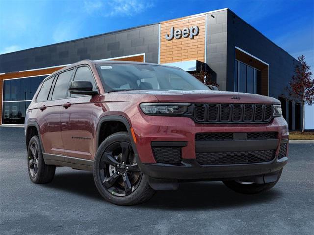 new 2024 Jeep Grand Cherokee L car, priced at $41,000