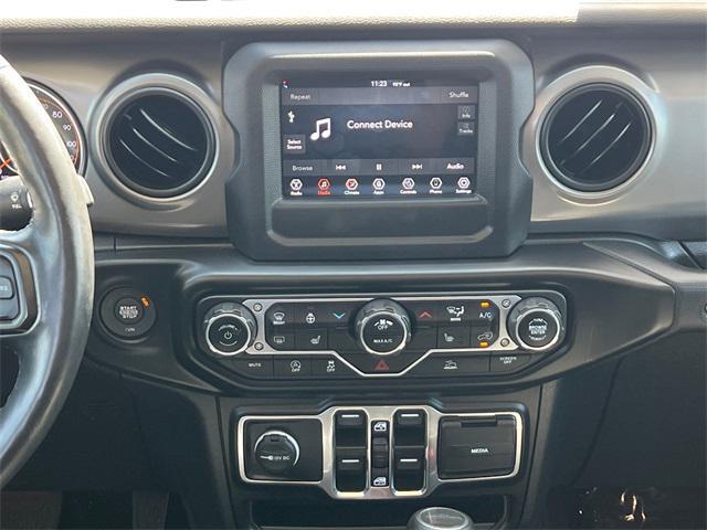 used 2022 Jeep Gladiator car, priced at $33,639