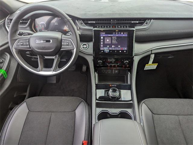 new 2024 Jeep Grand Cherokee car, priced at $39,855