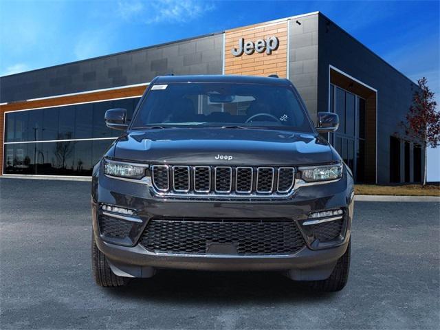 new 2024 Jeep Grand Cherokee car, priced at $38,755