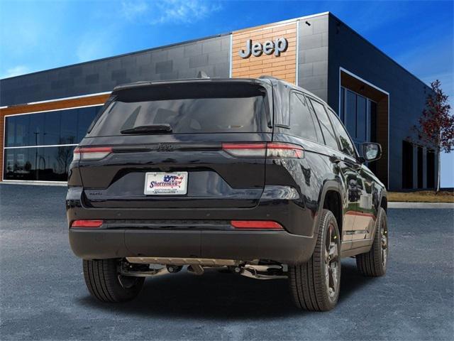 new 2024 Jeep Grand Cherokee car, priced at $41,855