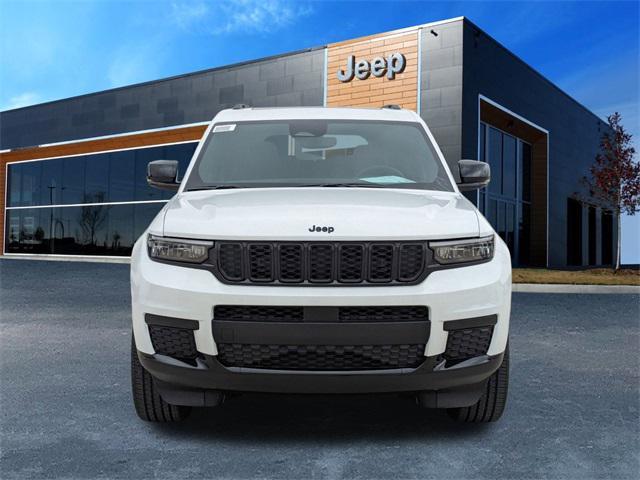 new 2024 Jeep Grand Cherokee L car, priced at $41,301