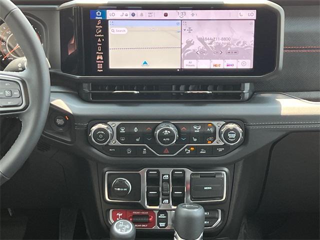 new 2025 Jeep Gladiator car, priced at $53,540
