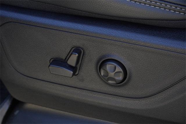 new 2025 Ram 1500 car, priced at $62,725