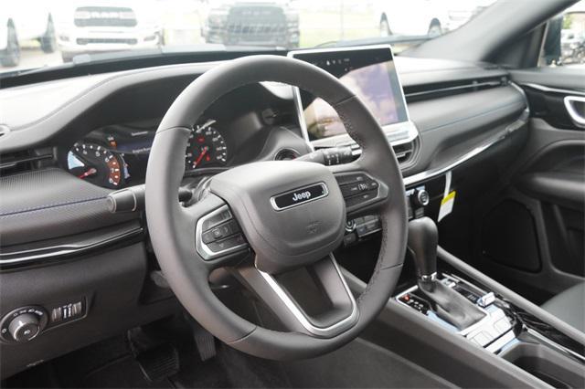 new 2025 Jeep Compass car, priced at $31,458