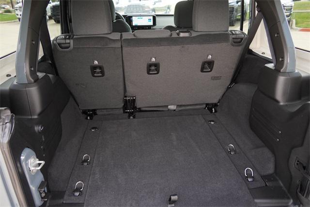 new 2025 Jeep Wrangler car, priced at $48,517