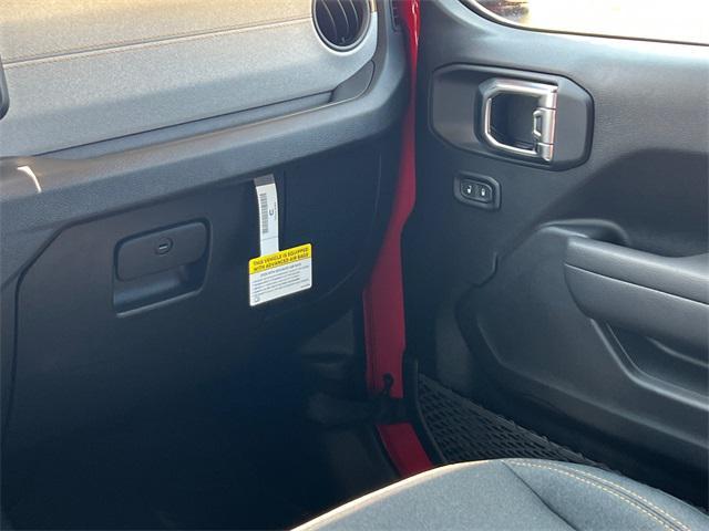 new 2025 Jeep Wrangler car, priced at $46,763
