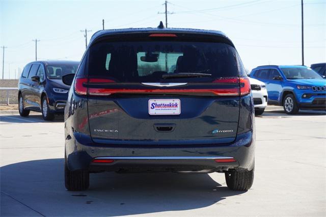 new 2025 Chrysler Pacifica Hybrid car, priced at $44,550