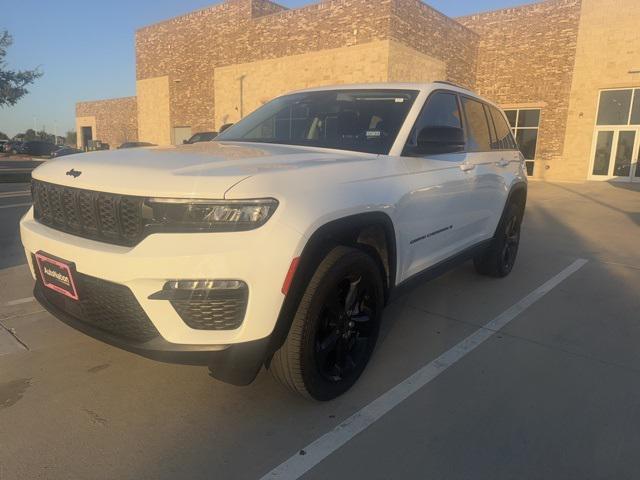 used 2023 Jeep Grand Cherokee car, priced at $33,259