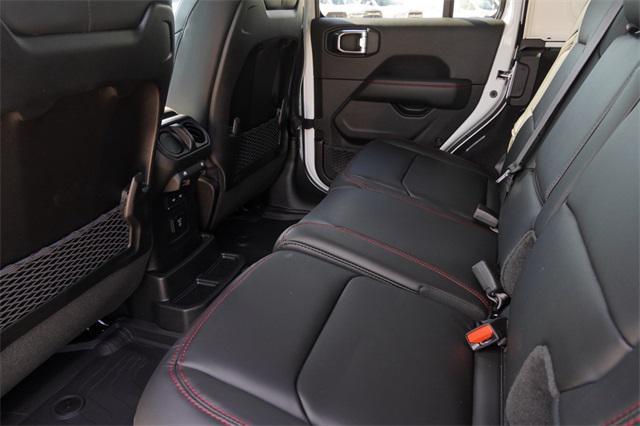 new 2025 Jeep Wrangler car, priced at $53,527