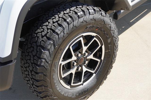 new 2025 Jeep Wrangler car, priced at $53,527