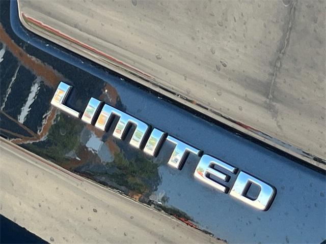 used 2022 Jeep Grand Cherokee L car, priced at $30,988