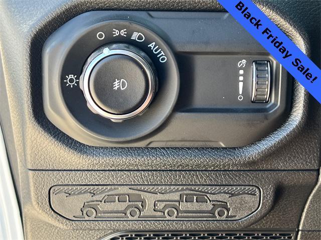 new 2025 Jeep Wrangler car, priced at $49,578