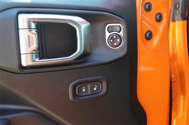 new 2025 Jeep Wrangler car, priced at $48,406