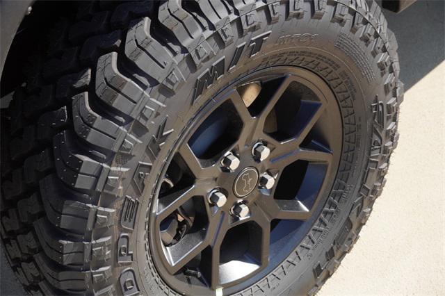 new 2025 Jeep Wrangler car, priced at $48,406