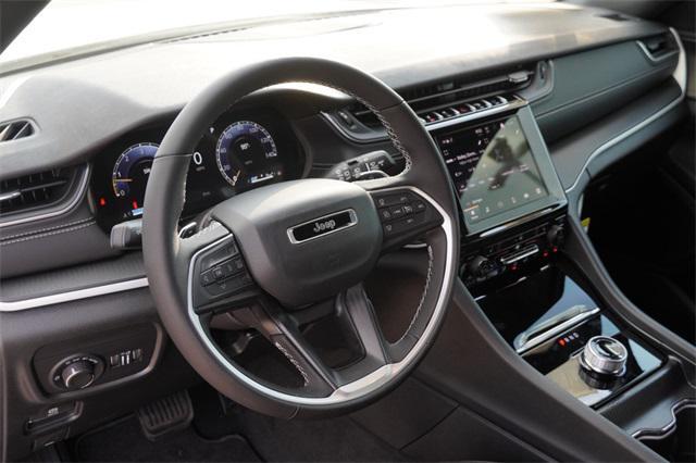 new 2025 Jeep Grand Cherokee car, priced at $37,515