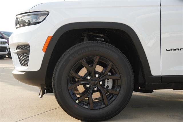 new 2025 Jeep Grand Cherokee car, priced at $37,515