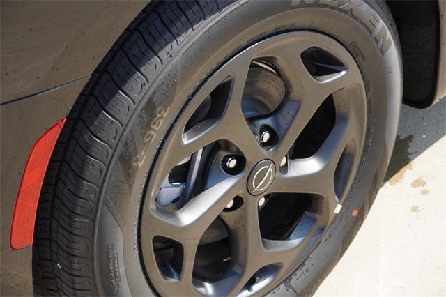 new 2025 Chrysler Pacifica Hybrid car, priced at $52,381