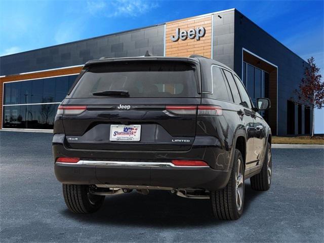 new 2024 Jeep Grand Cherokee car, priced at $40,855