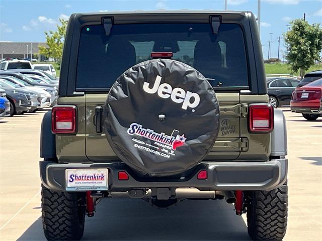 new 2025 Jeep Wrangler car, priced at $46,737