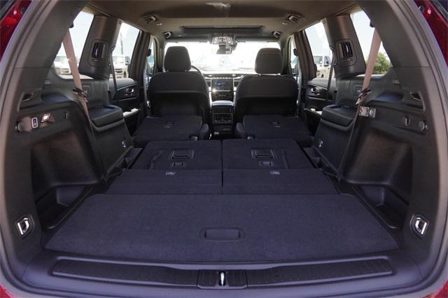 new 2025 Jeep Grand Cherokee L car, priced at $39,950