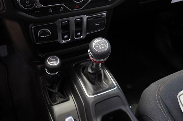 new 2025 Jeep Wrangler car, priced at $31,988