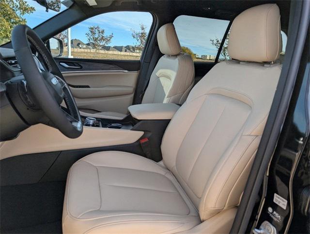 new 2025 Jeep Grand Cherokee car, priced at $39,855