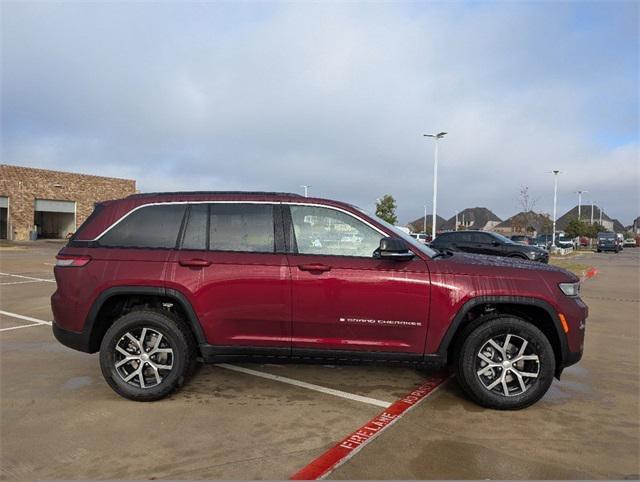 new 2025 Jeep Grand Cherokee car, priced at $39,955