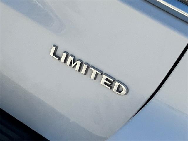 used 2022 Jeep Grand Cherokee car, priced at $25,288