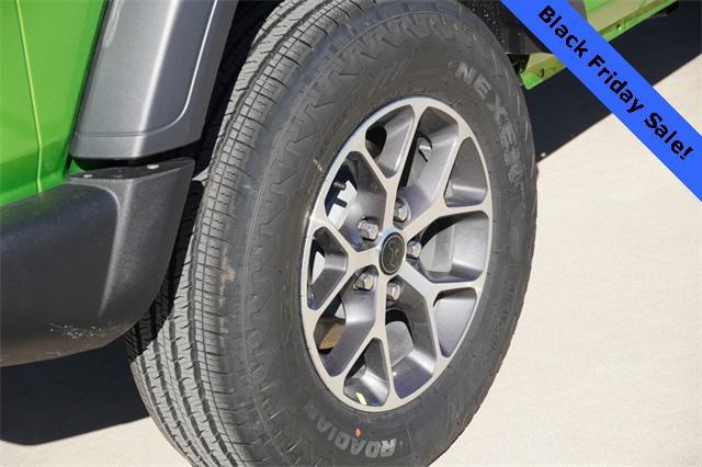 new 2025 Jeep Wrangler car, priced at $41,452