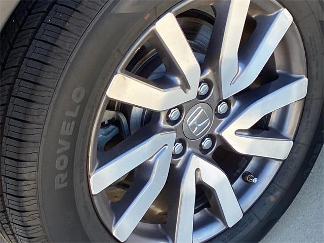 used 2022 Honda Pilot car, priced at $27,988