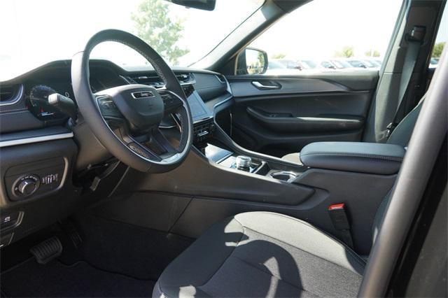 new 2025 Jeep Grand Cherokee L car, priced at $38,332