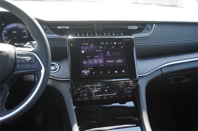 new 2025 Jeep Grand Cherokee L car, priced at $38,332
