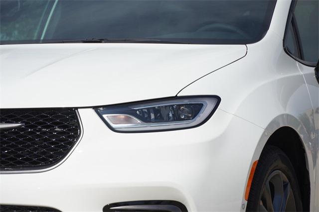 new 2026 Chrysler Pacifica car, priced at $41,735