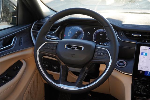 new 2025 Jeep Grand Cherokee car, priced at $45,455