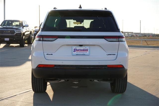 new 2025 Jeep Grand Cherokee car, priced at $45,455