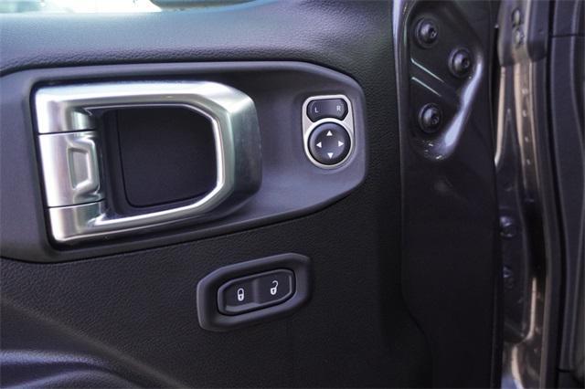 new 2025 Jeep Wrangler car, priced at $49,913