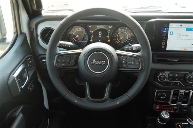 new 2025 Jeep Wrangler car, priced at $51,071