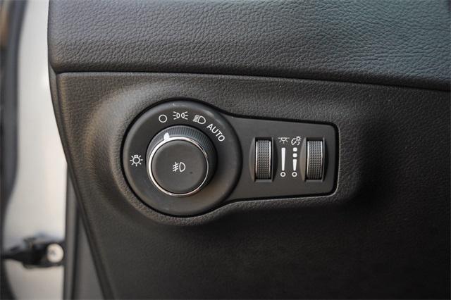 used 2020 Jeep Compass car, priced at $18,288